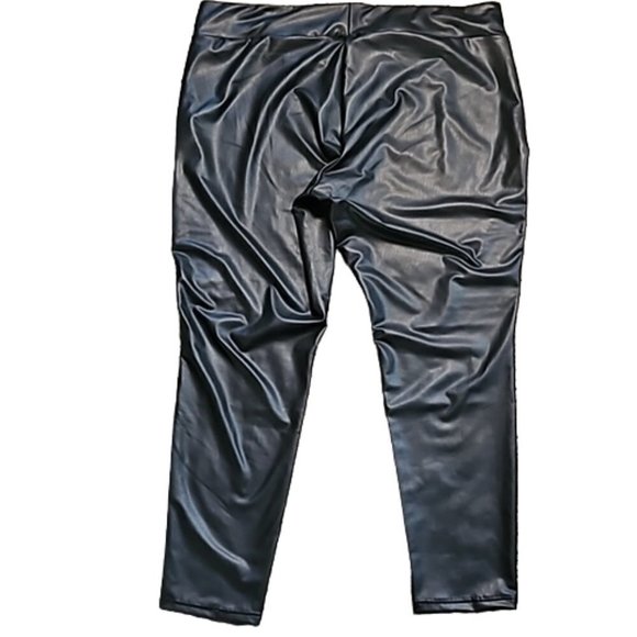 Ashley Stewart Womens sz 26/28 Faux Leather Leggings Black Biker Witchy Goth NWT - Picture 2 of 7